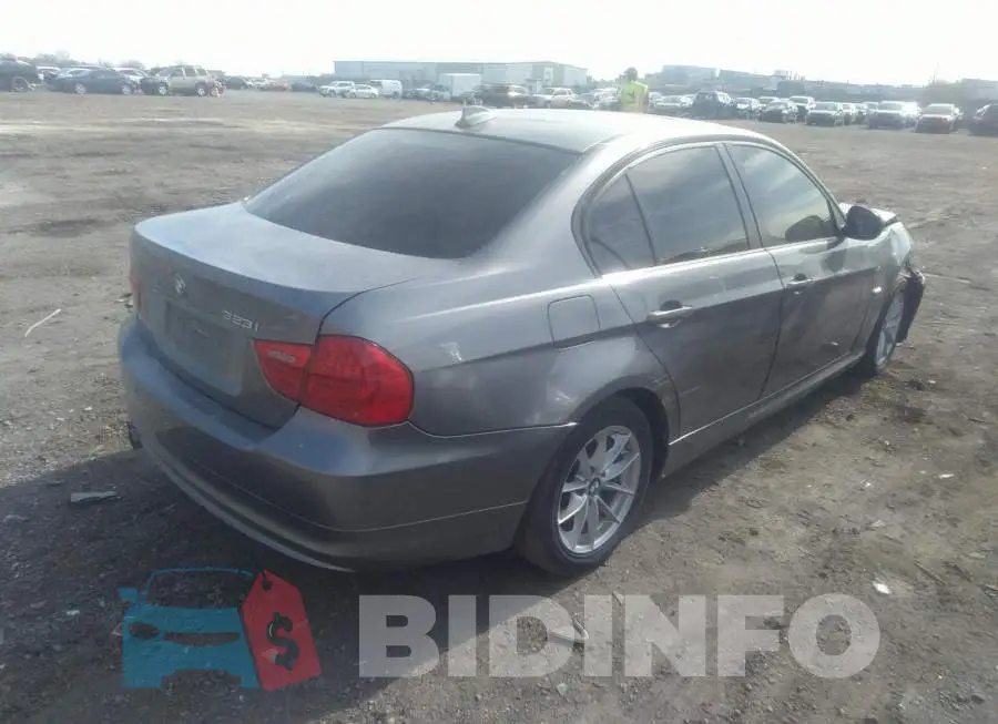 WBAPG7G5XBNN18513 Photo# 4