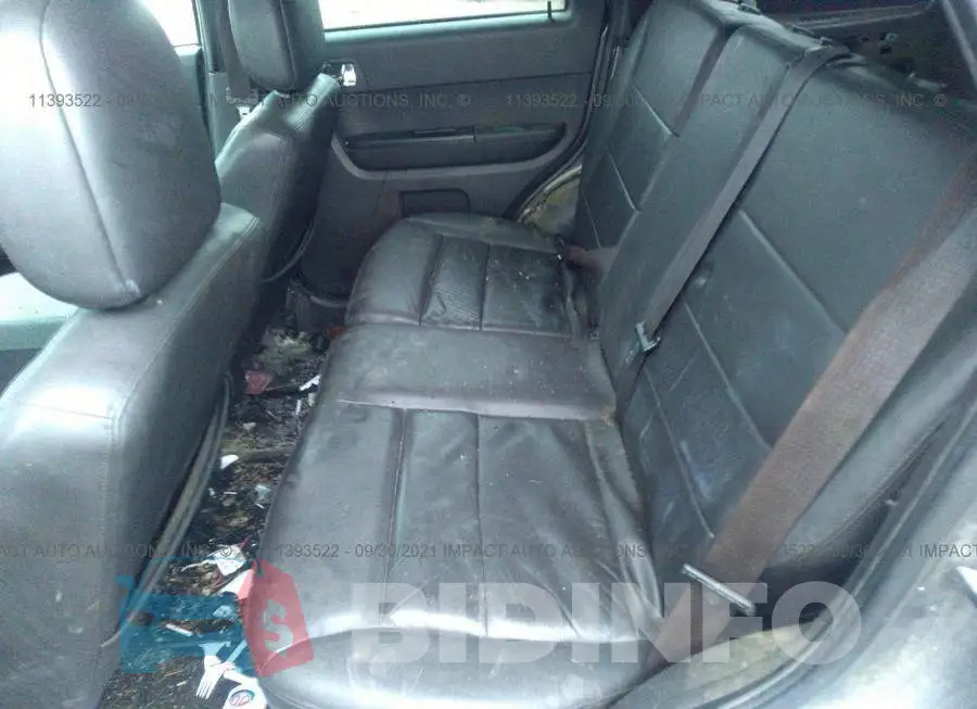1FMCU9EG2BKC67655 Photo# 8