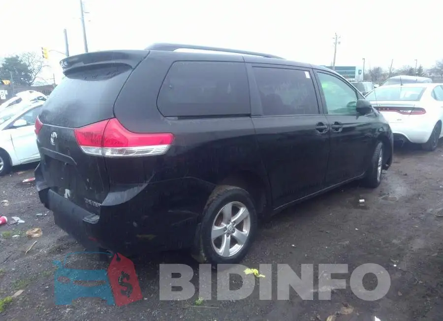 5TDKA3DC7BS005076 Photo# 4
