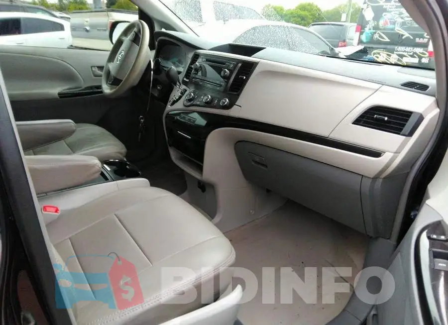 5TDKK3DC4BS108307 Photo# 5