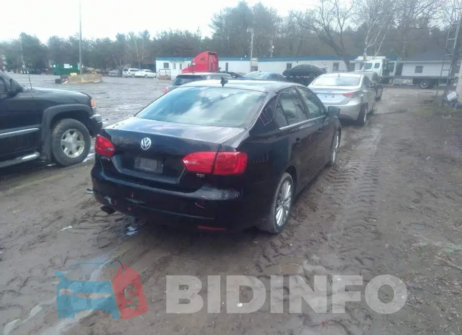 3VWLL7AJ5BM053567 Photo# 4