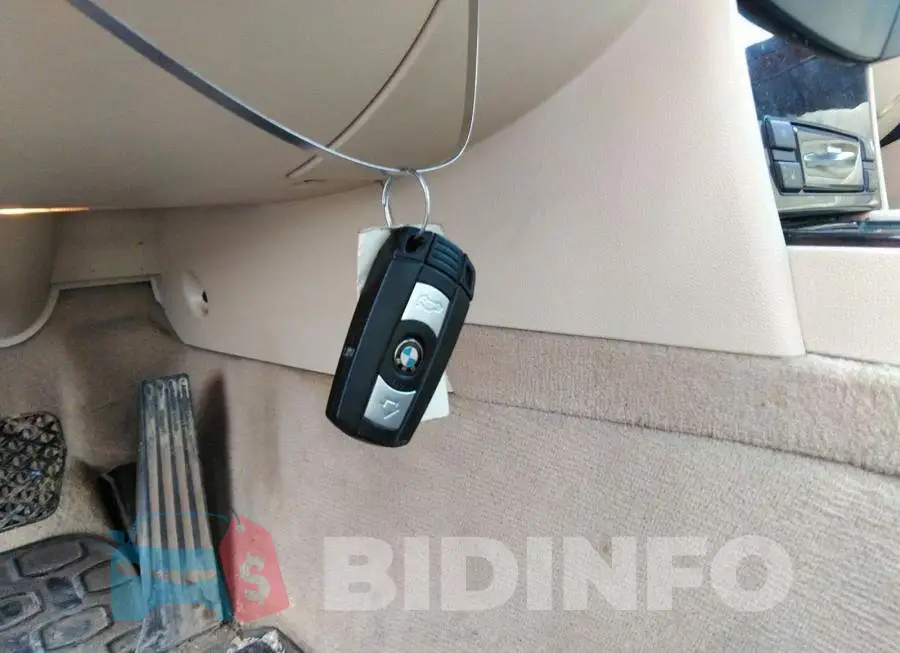 WBANV9C57AC391700 Photo# 11