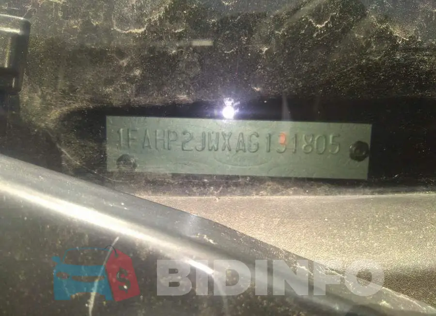 1FAHP2JWXAG131805 Photo# 9