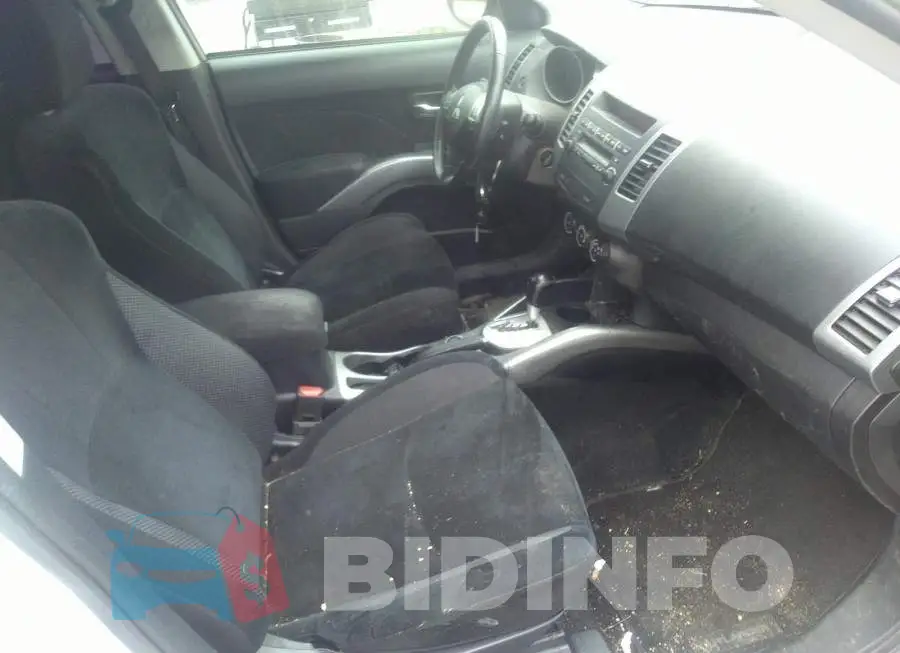 JA4JT3AX6CU608170 Photo# 5