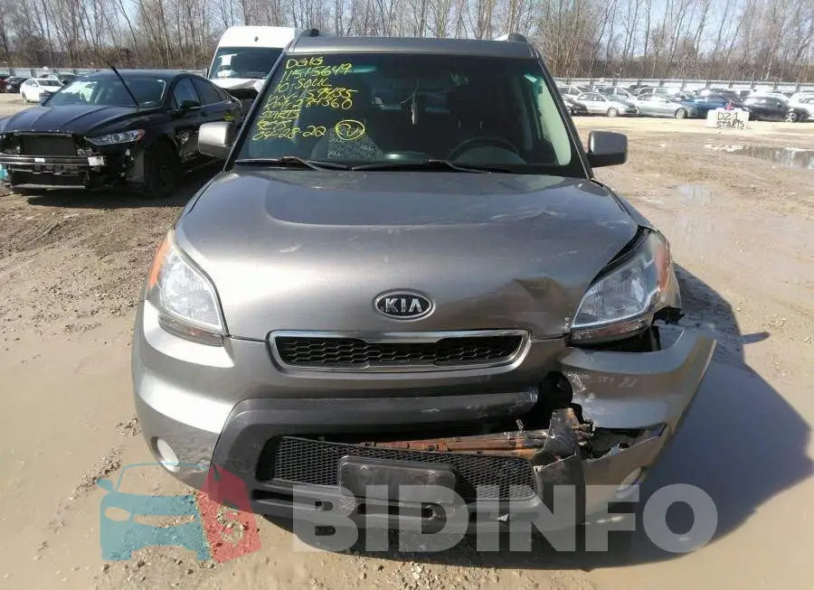 KNDJT2A25A7159435 Photo# 6