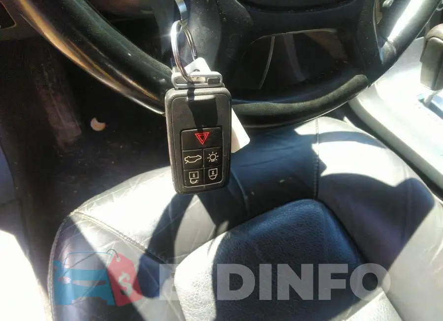 YV4982BZ7A1081434 Photo# 11