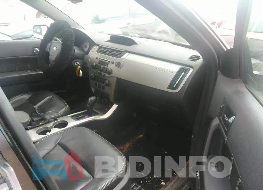 1FAHP37N69W132939 Photo# 5