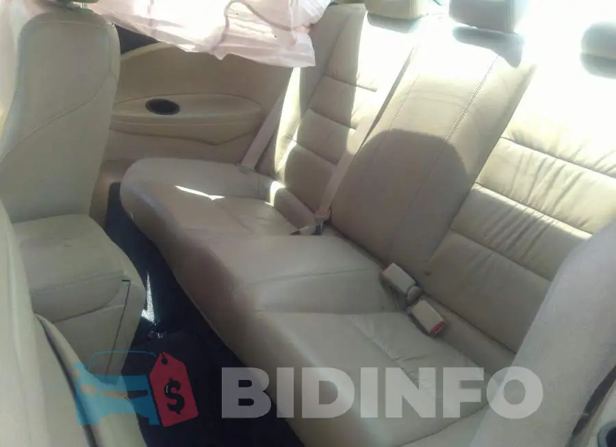 1HGCS12819A801013 Photo# 8