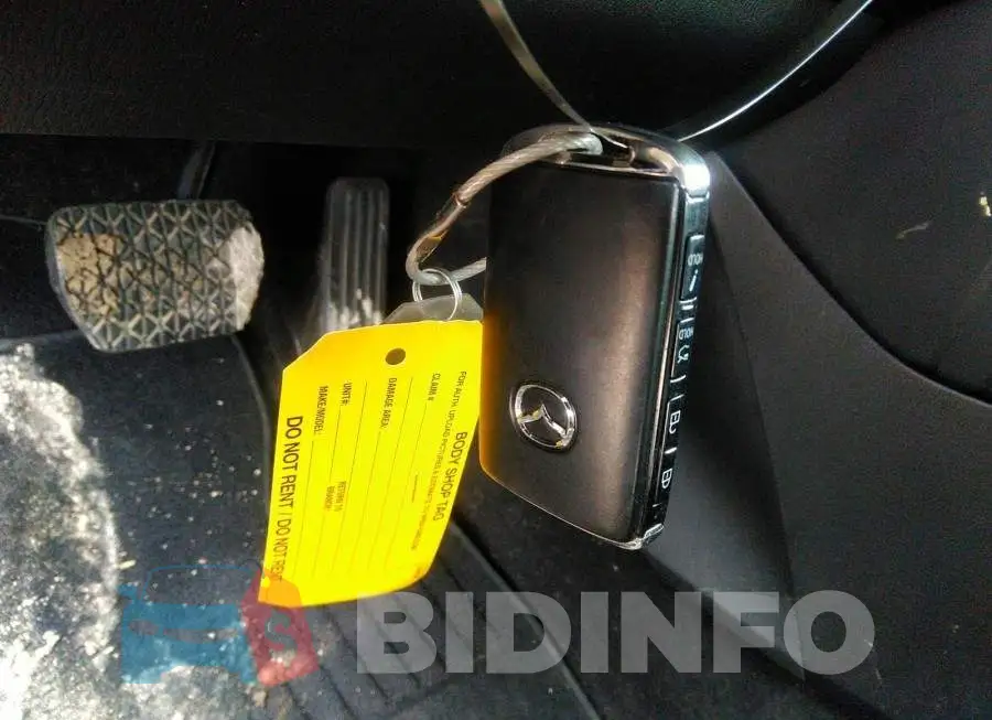 JM1GL1VM3M1606190 Photo# 11
