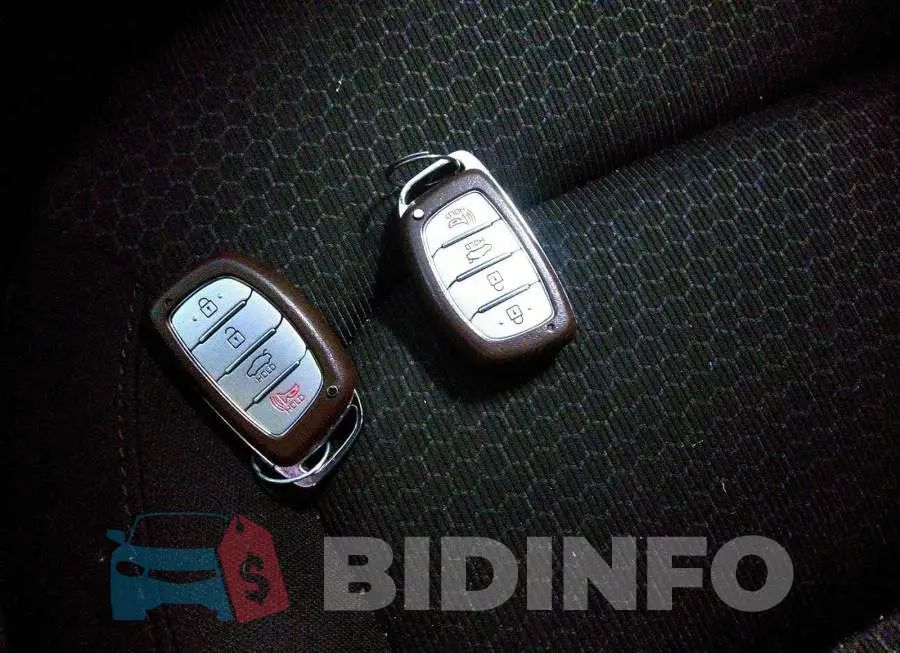 KMHD84LF8HU109212 Photo# 11