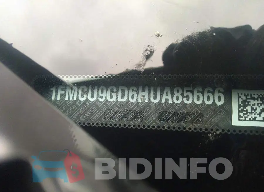 1FMCU9GD6HUA85666 Photo# 9