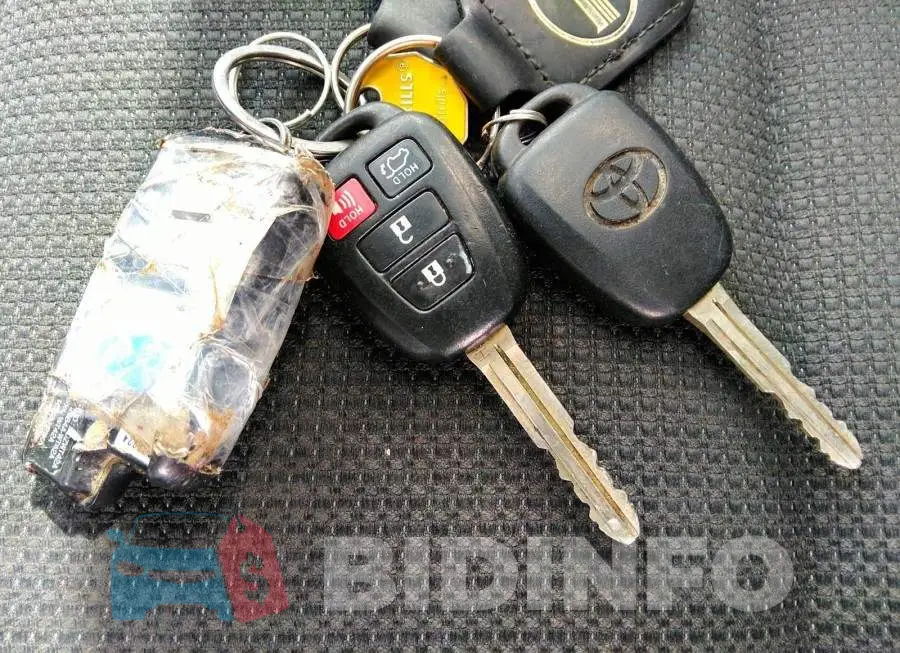 2T3RFREV9GW537597 Photo# 11
