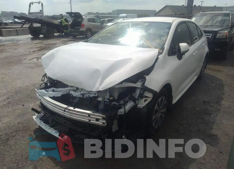 JTDBAMDE7N3002689 Photo# 2