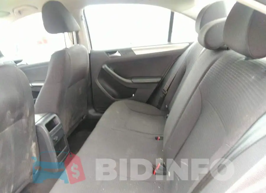 3VW2K7AJ4FM337616 Photo# 8