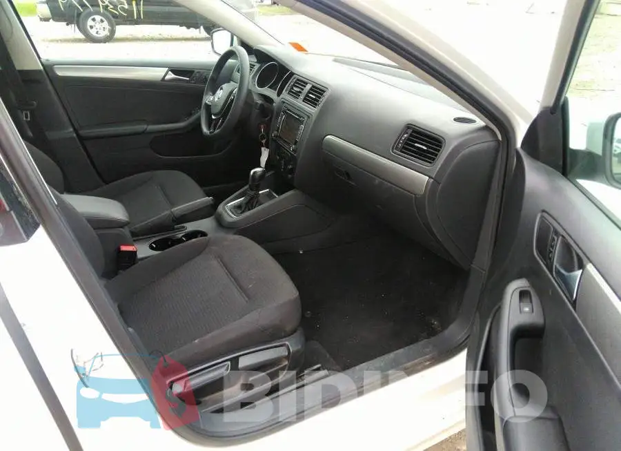 3VW2K7AJ4FM337616 Photo# 5