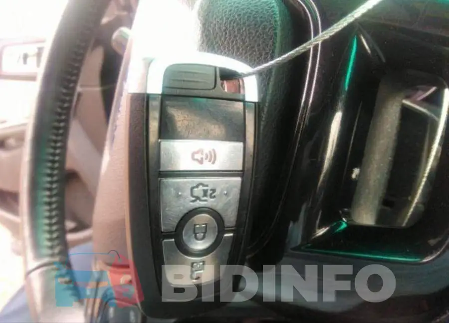 1FM5K8D80HGA81529 Photo# 12