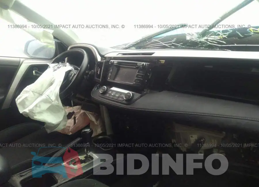 JTMRJREV0GD011757 Photo# 5