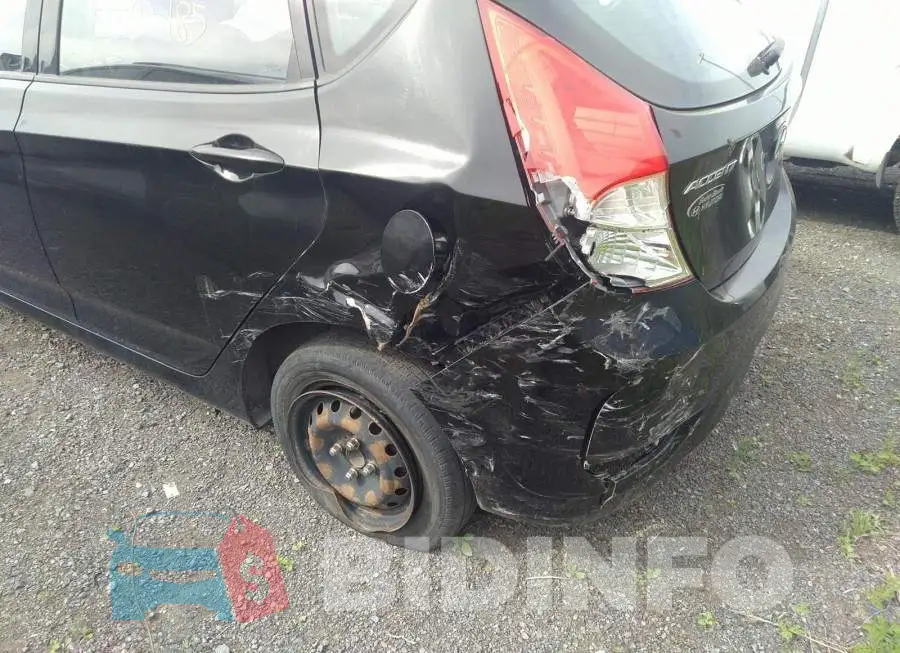 KMHCT5AE4FU202185 Photo# 6