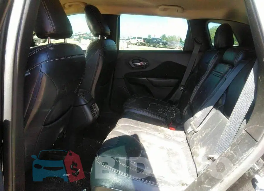1C4PJLAS4FW656088 Photo# 8