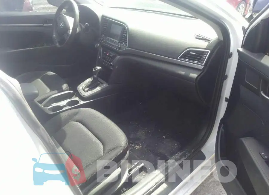 KMHD84LF0JU641107 Photo# 5