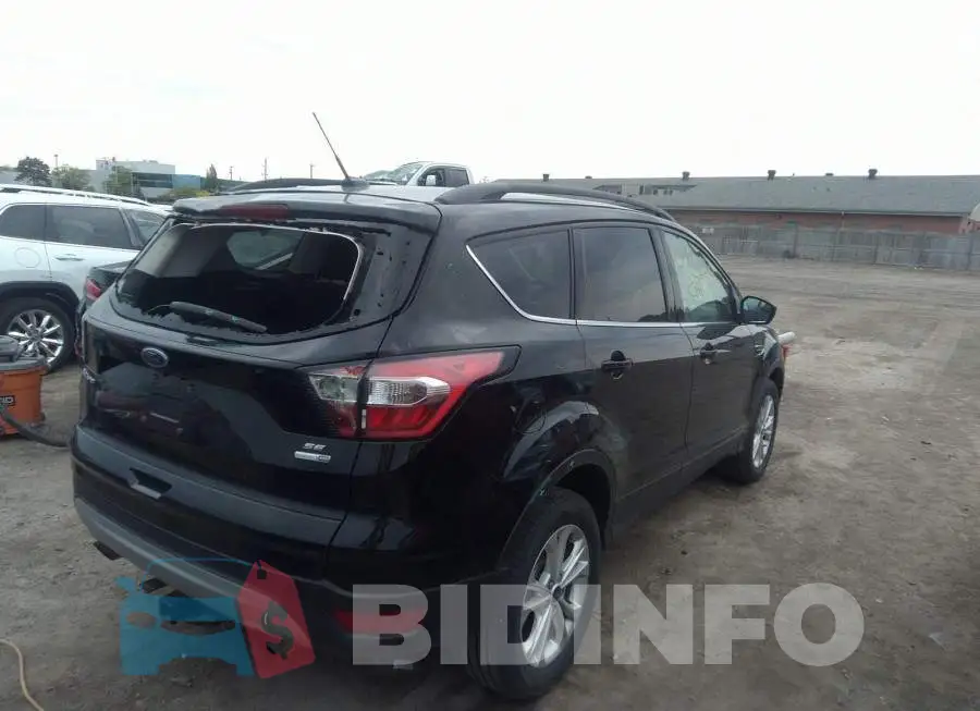 1FMCU9GDXJUD31222 Photo# 4
