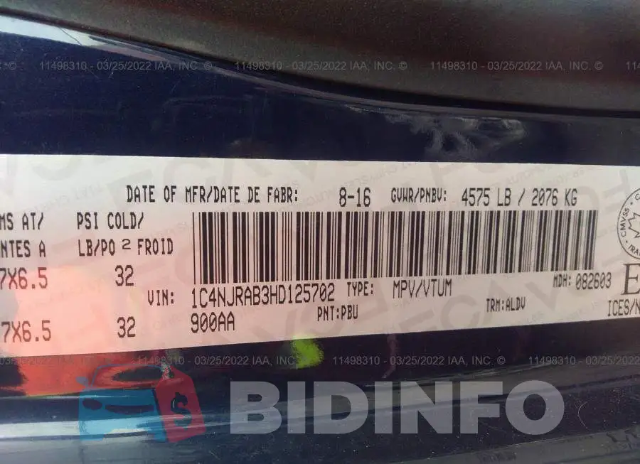 1C4NJRAB3HD125702 Photo# 9