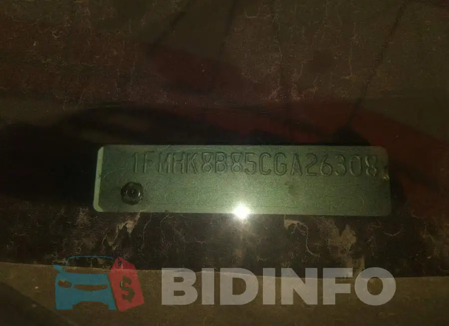 1FMHK8B85CGA26308 Photo# 9