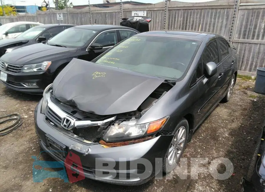 2HGFB2F58CH102621 Photo# 6