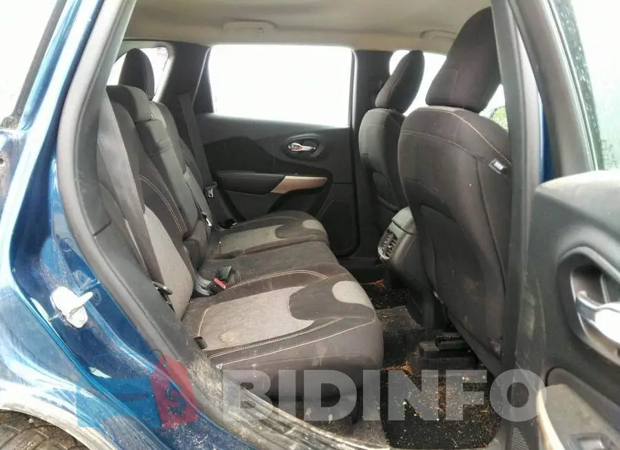 1C4PJMAX2JD533377 Photo# 8