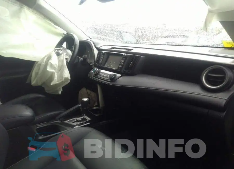 JTMDJREV8HD101816 Photo# 5