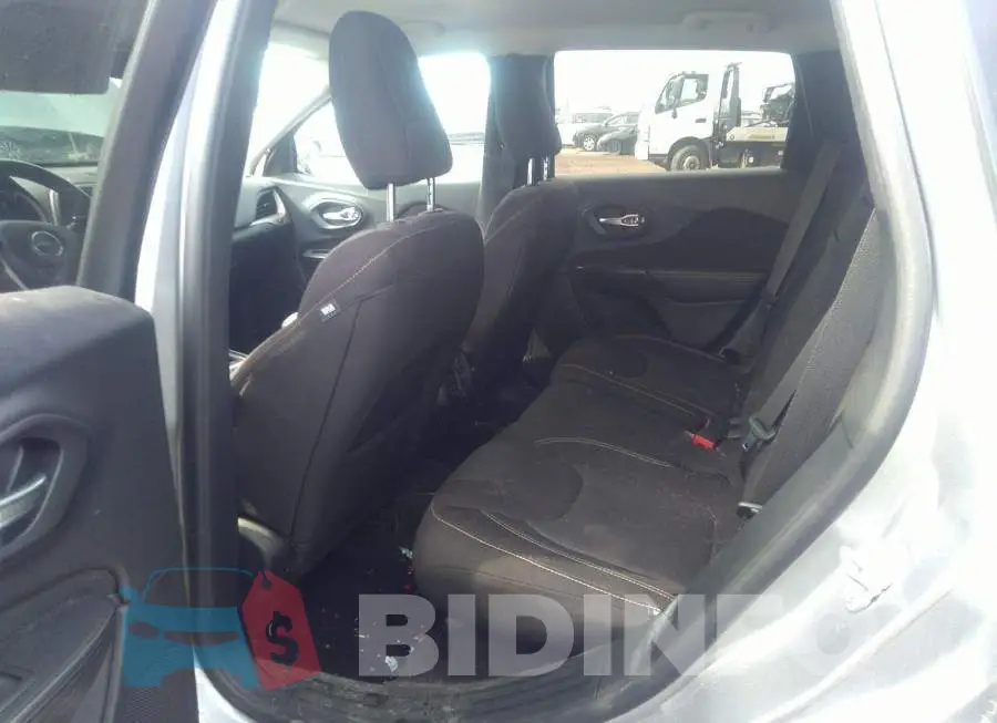 1C4PJMCB8HW557988 Photo# 8
