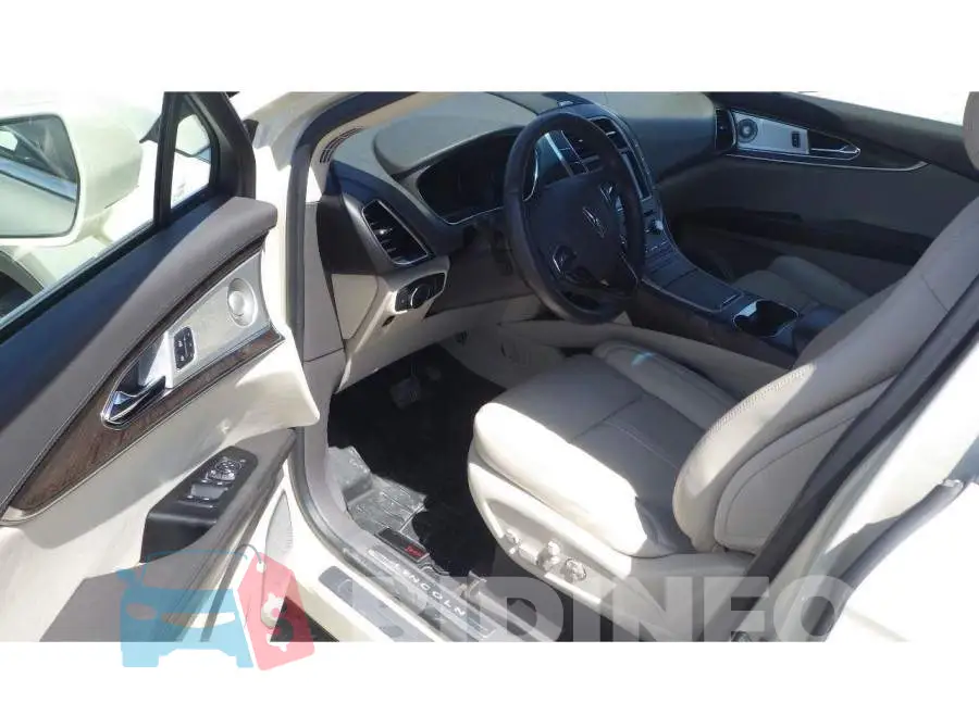 2LMTJ8LR6GBL50762 Photo# 5