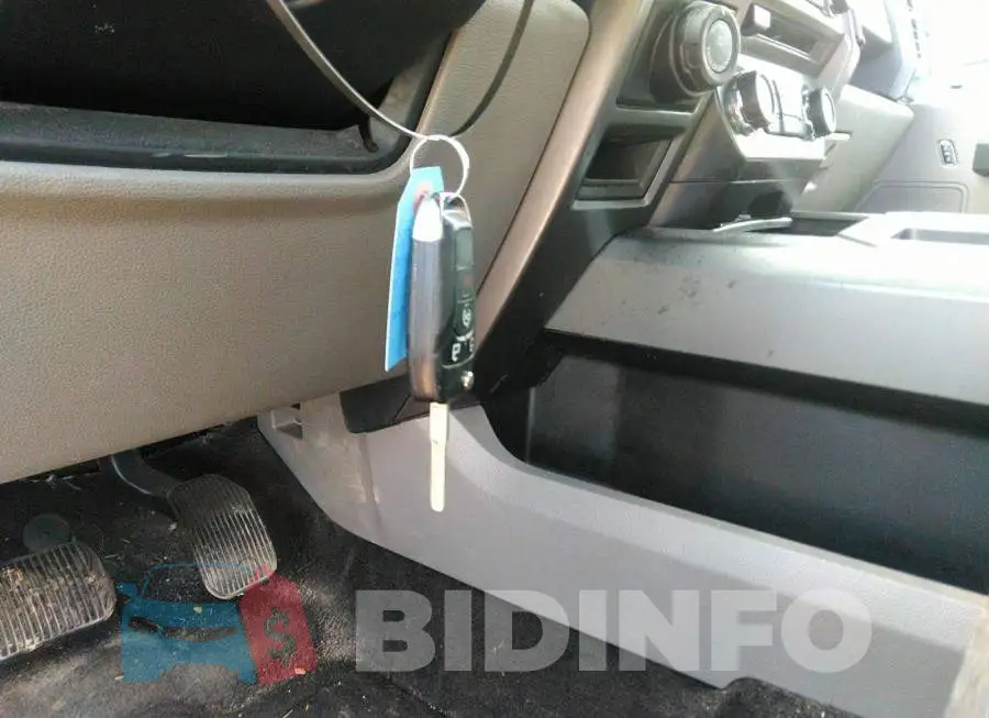 1FTEW1EGXGKE37079 Photo# 11