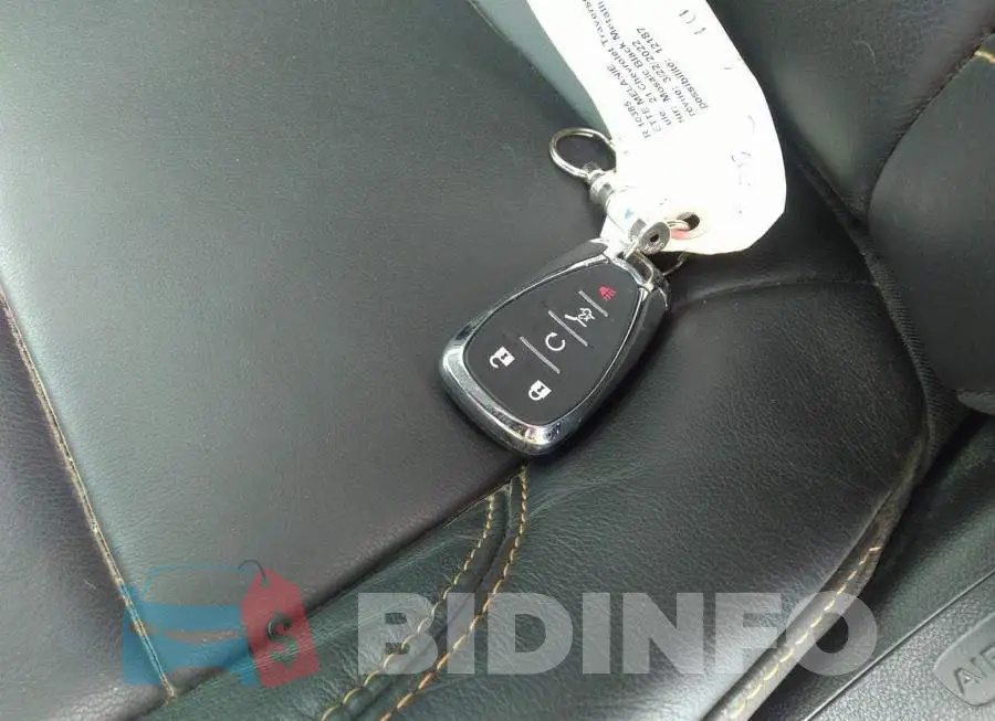1GNEVJKW4MJ162977 Photo# 11