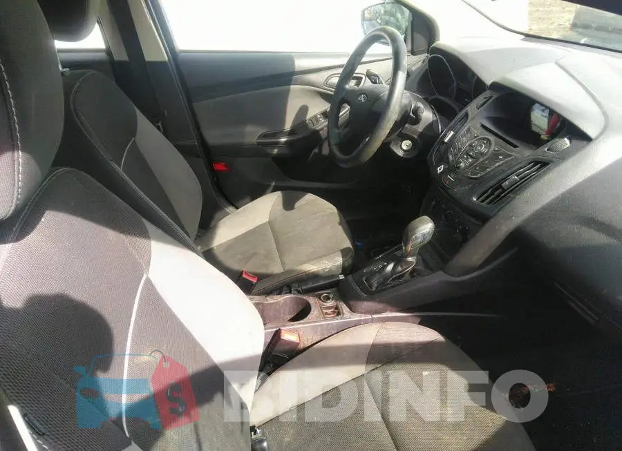 1FADP3E28EL358015 Photo# 5