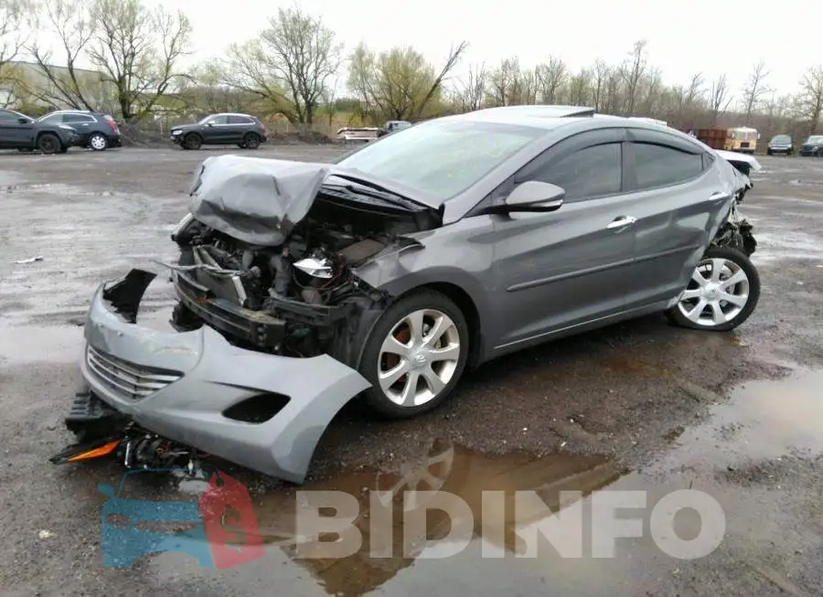 5NPDH4AE3CH135704 Photo# 2