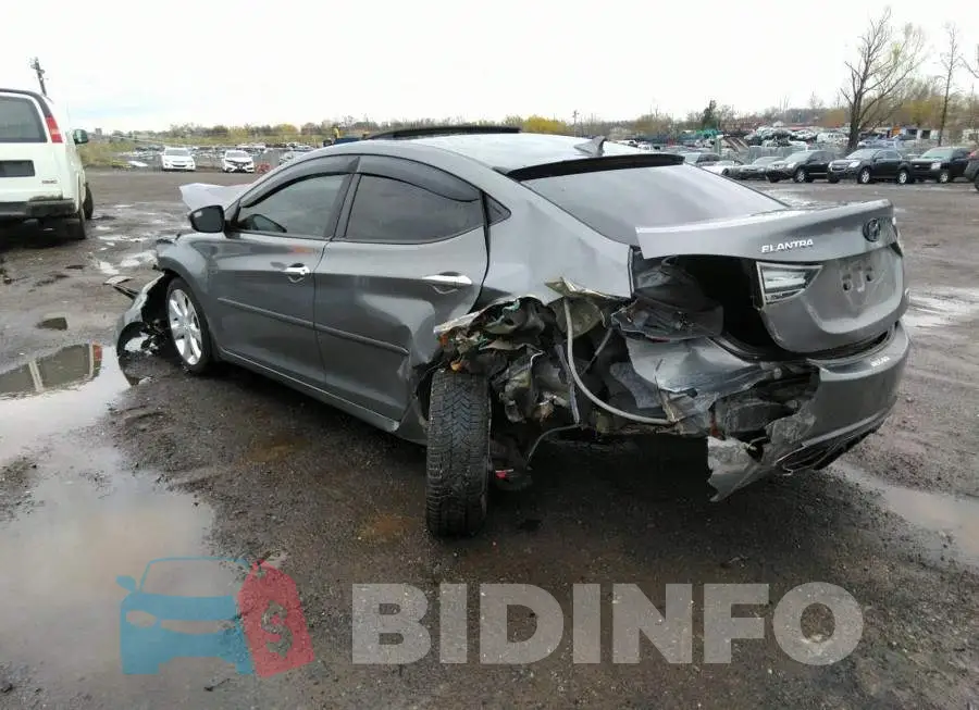 5NPDH4AE3CH135704 Photo# 3