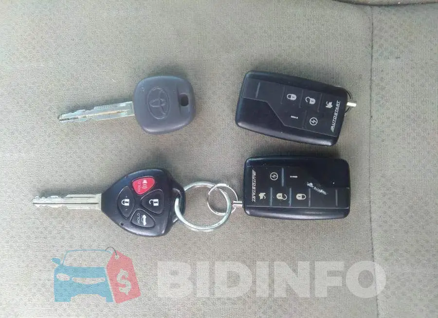 2T1BU4EE6CC814253 Photo# 11