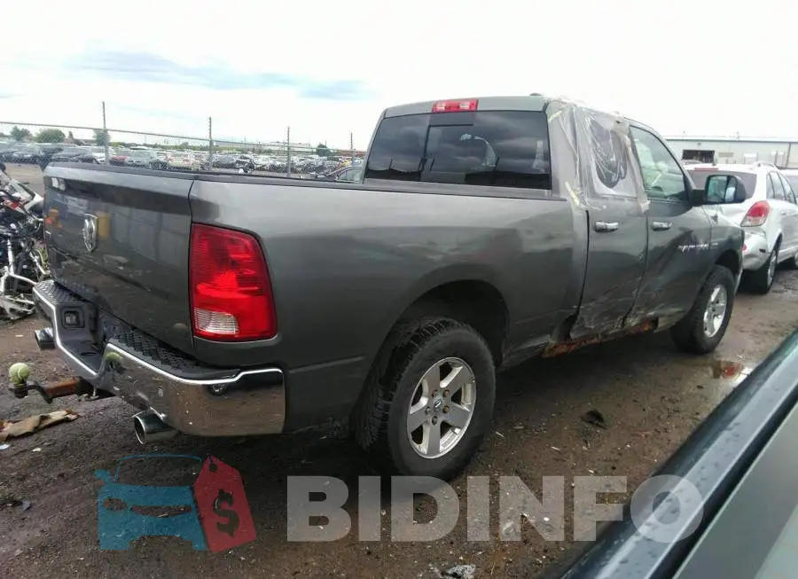 1D7RV1GT1BS592505 Photo# 4