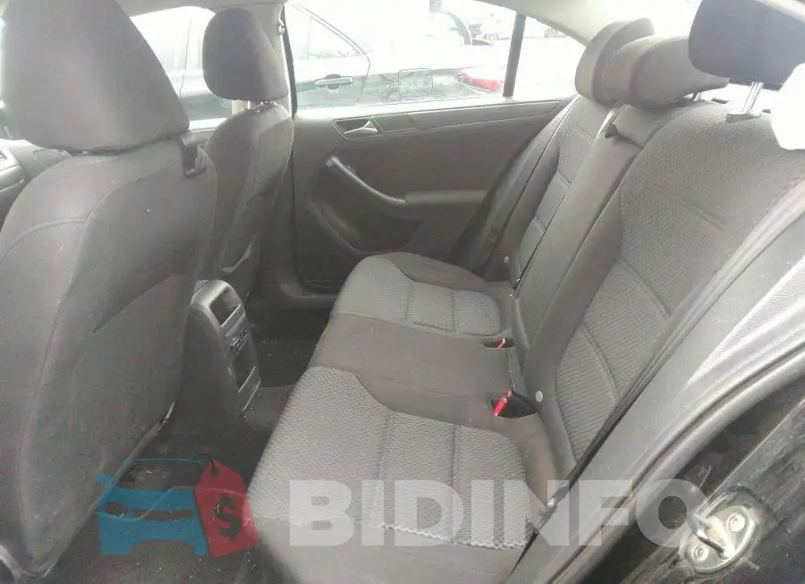 3VWDX7AJ1BM008831 Photo# 8