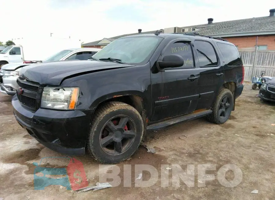 1GNFK13028R258802 Photo# 2