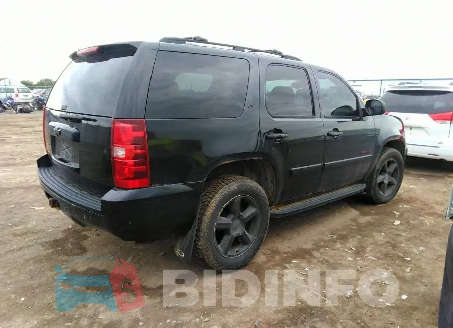1GNFK13028R258802 Photo# 4