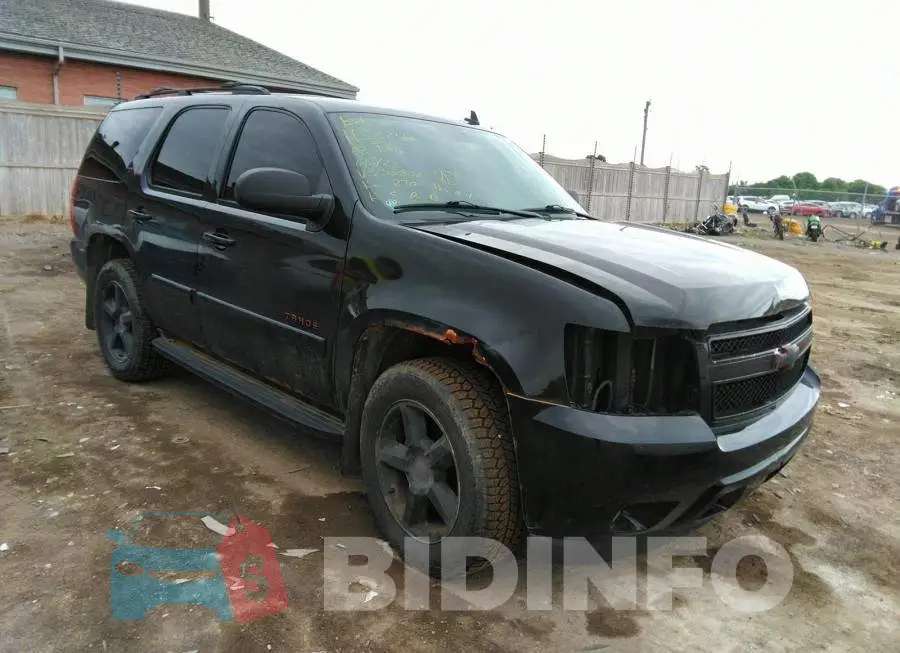 1GNFK13028R258802 Photo# 1