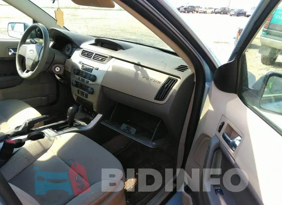 1FAHP34N88W271327 Photo# 5