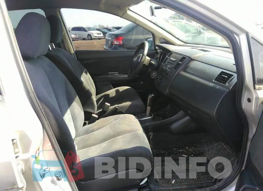 3N1BC11EX7L442638 Photo# 5