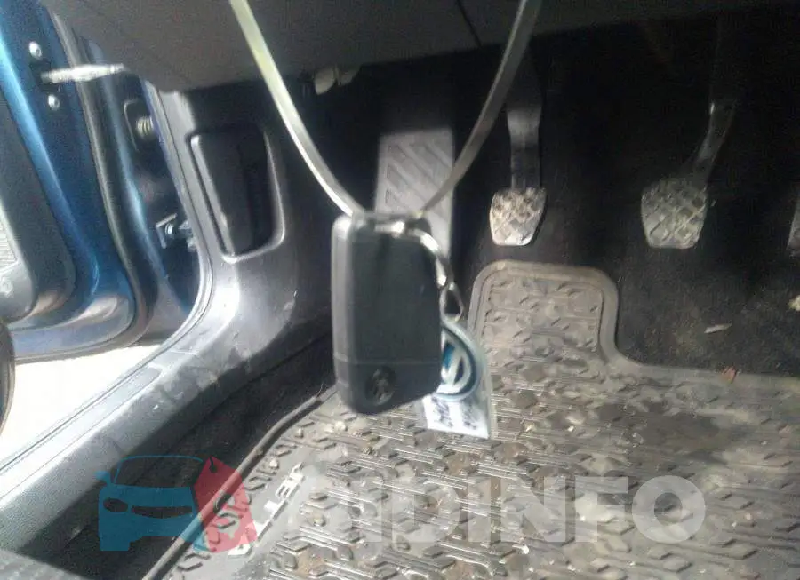 3VW357BU8KM142732 Photo# 11