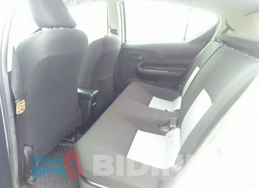 JTDKDTB30J1614418 Photo# 8