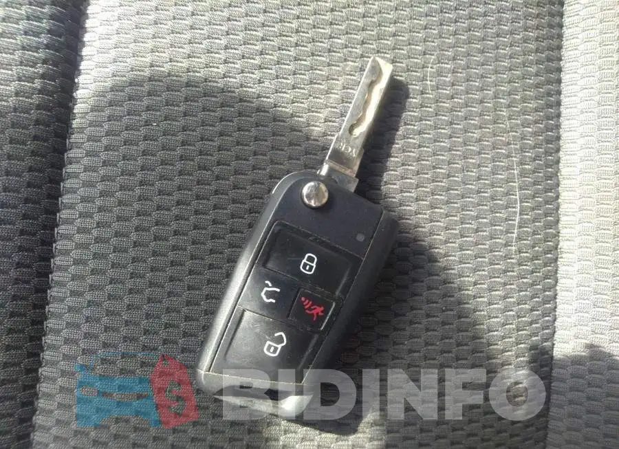 3VW017AU4HM533711 Photo# 11