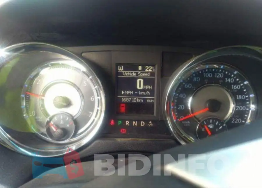 2C4RC1CG1GR302474 Photo# 8