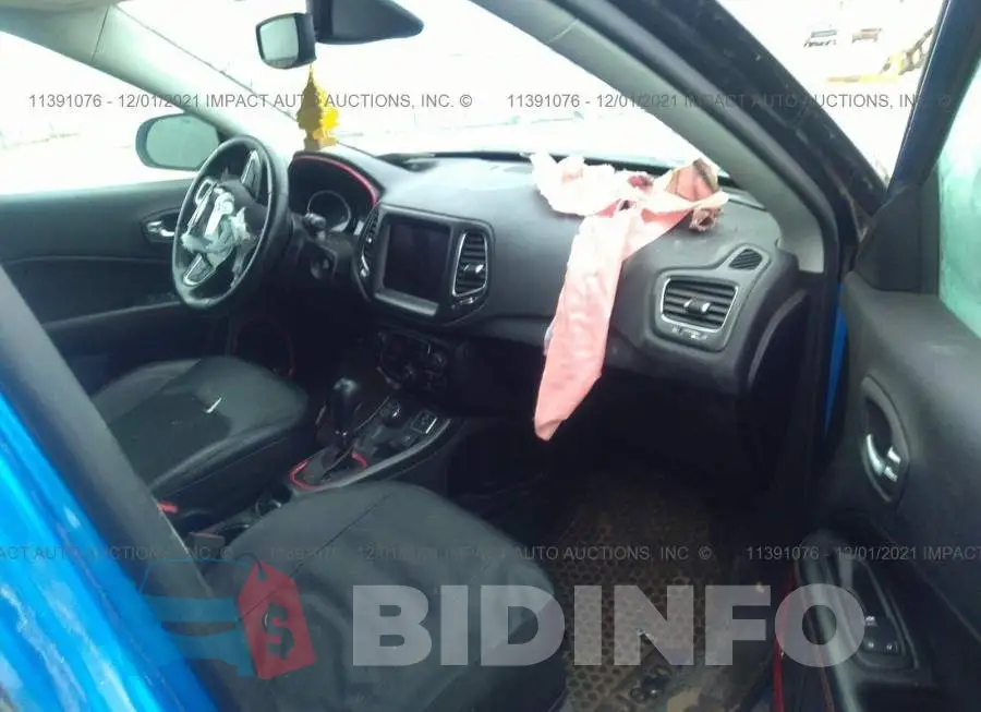 3C4NJDDB7MT520761 Photo# 5